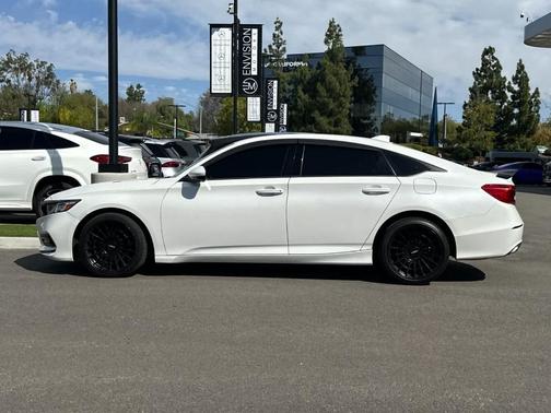 Platinum White Pearl 2019 Honda Accord Sport 2.0T