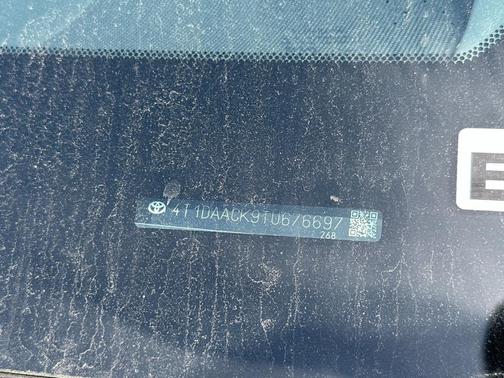 UNDERGROUND 2026 Toyota Camry LE