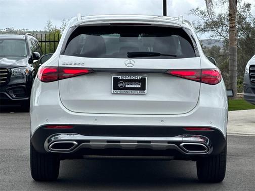 2026 Mercedes-Benz GLC 300 Base