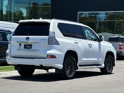 Starfire Pearl 2022 Lexus GX 460 Base