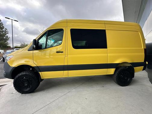 2025 Mercedes-Benz Sprinter 2500 Standard Roof