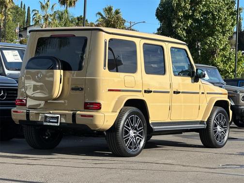 2025 Mercedes-Benz G-Class Base
