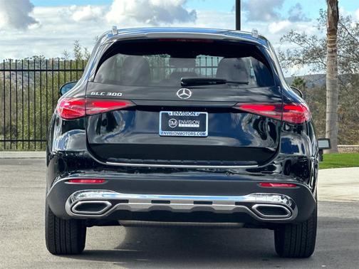 2025 Mercedes-Benz GLC 300 Base