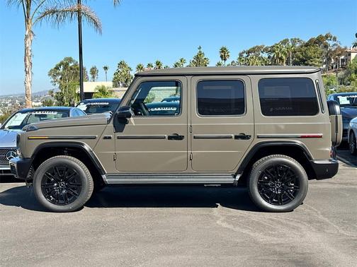 2025 Mercedes-Benz G-Class Base