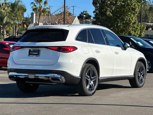 2026 Mercedes-Benz GLC 300 Base