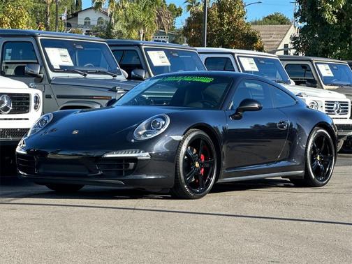2015 Porsche 911 Carrera 4S