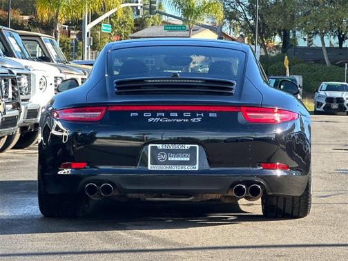 2015 Porsche 911 Carrera 4S