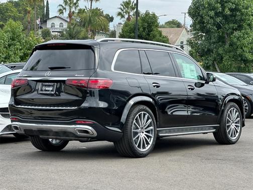 2026 Mercedes-Benz GLS 580 Base 4MATIC