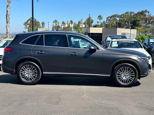 2025 Mercedes-Benz GLC 300 Base 4MATIC