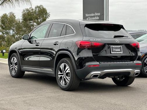 2025 Mercedes-Benz GLA 250 Base