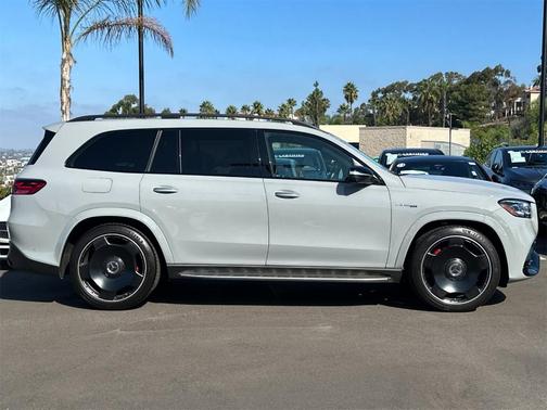 2025 Mercedes-Benz AMG GLS 63 Base