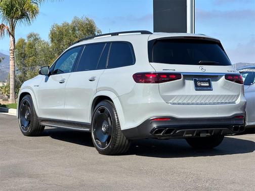 2025 Mercedes-Benz AMG GLS 63 Base