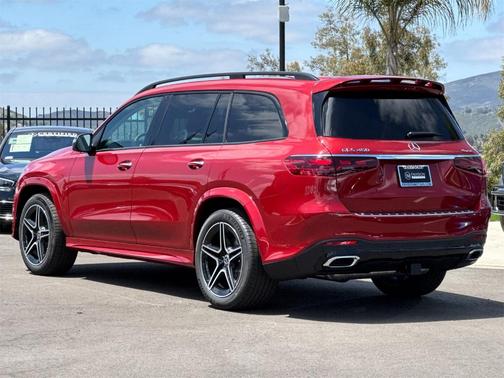 2025 Mercedes-Benz GLS 450 4MATIC