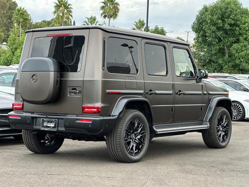2025 Mercedes-Benz G-Class Base