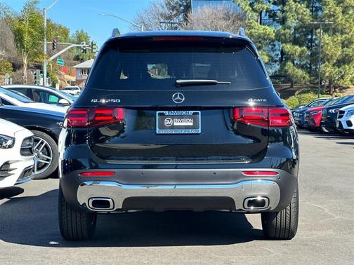 2025 Mercedes-Benz GLB 250 Base 4MATIC