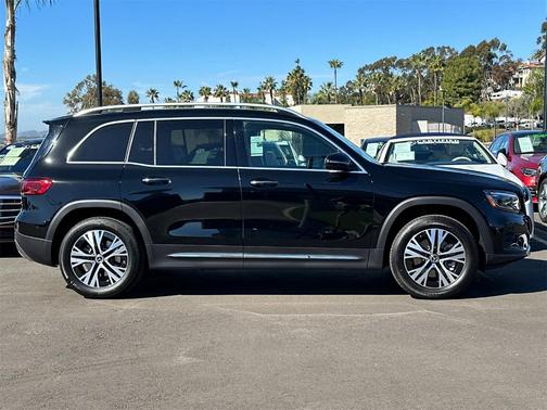 2025 Mercedes-Benz GLB 250 Base 4MATIC