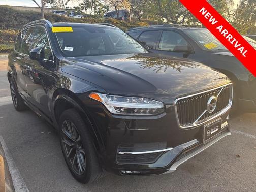 2019 Volvo XC90 T5 Momentum