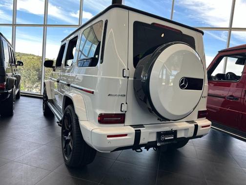 Moon 2026 Mercedes-Benz AMG G 63 Base