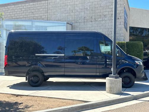 2024 Mercedes-Benz Sprinter 2500 170 WB