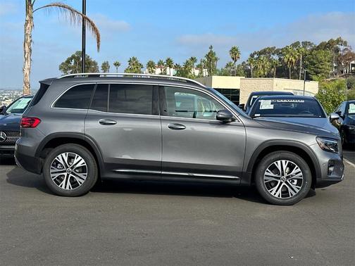 2026 Mercedes-Benz GLB 250 Base