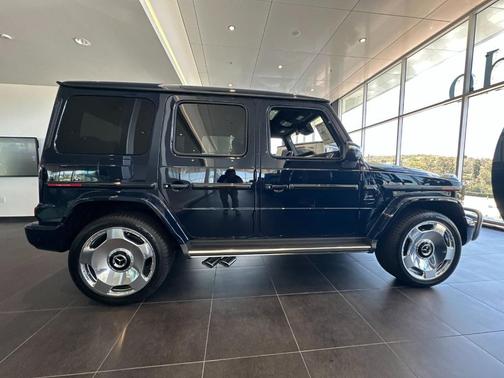 MANUFAKTUR SIGN 2026 Mercedes-Benz AMG G 63 Base