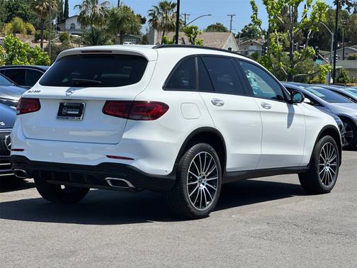 2022 Mercedes-Benz GLC 300