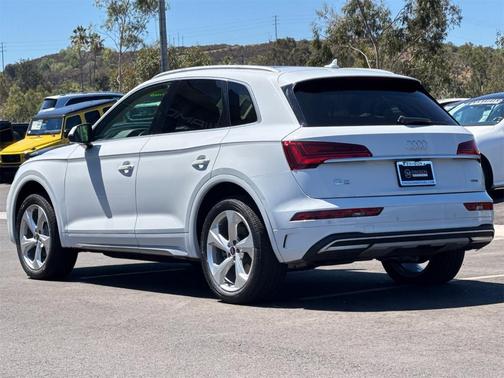 2021 Audi Q5 40 Premium Plus