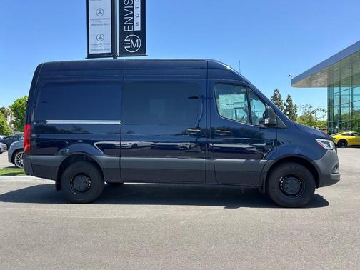 Cavansite Blue 2024 Mercedes-Benz Sprinter 2500