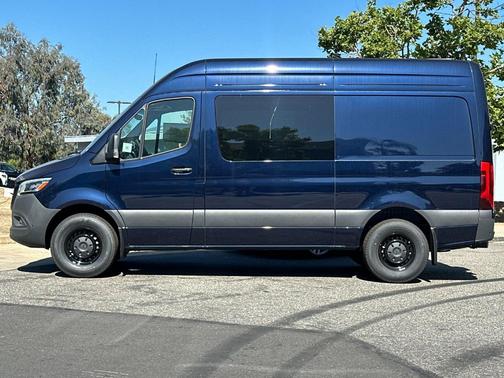 2024 Mercedes-Benz Sprinter 2500 144 WB