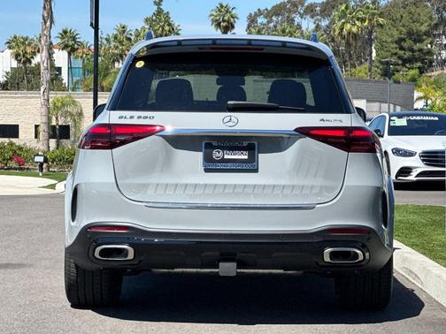 Alpine 2026 Mercedes-Benz GLE 580 AWD 4MATIC