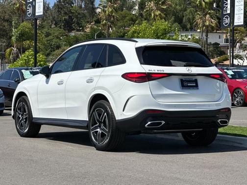 Polar White 2026 Mercedes-Benz GLC 300 Base