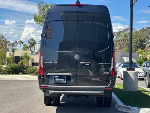 Obsidian Black Metallic 2026 Mercedes-Benz Sprinter 3500XD High Roof
