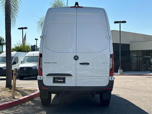 2025 Mercedes-Benz Sprinter 2500 Standard Roof