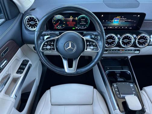 2023 Mercedes-Benz EQB 250 Base