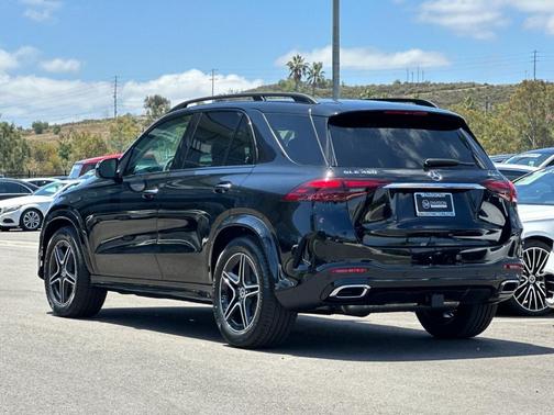 Black 2026 Mercedes-Benz GLE 450 4MATIC