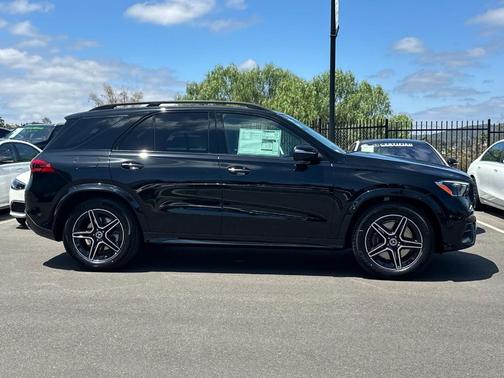 Black 2026 Mercedes-Benz GLE 450 4MATIC