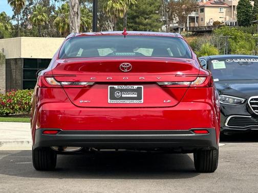 2025 Toyota Camry LE