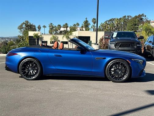 2026 Mercedes-Benz AMG SL 43 Base