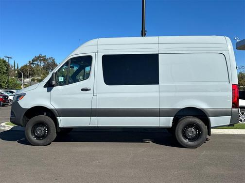 2026 Mercedes-Benz Sprinter 2500 Standard Roof