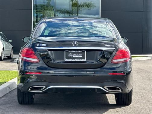 2018 Mercedes-Benz E-Class E 300