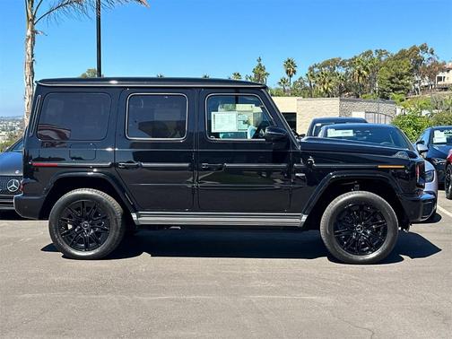 2025 Mercedes-Benz G-Class Base