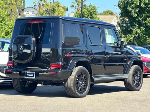 2025 Mercedes-Benz G-Class Base