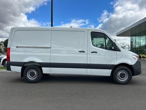 2026 Mercedes-Benz Sprinter 2500 Standard Roof