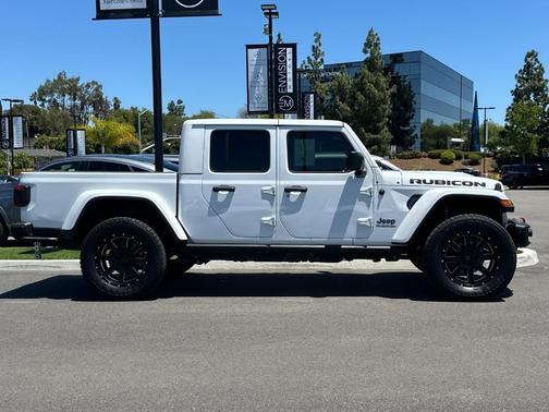 Bright White Clearcoat 2020 Jeep Gladiator Rubicon