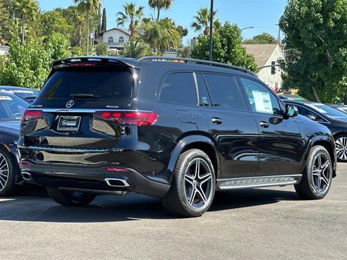 2026 Mercedes-Benz GLS 450 4MATIC