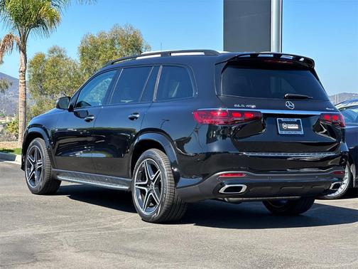 2026 Mercedes-Benz GLS 450 4MATIC