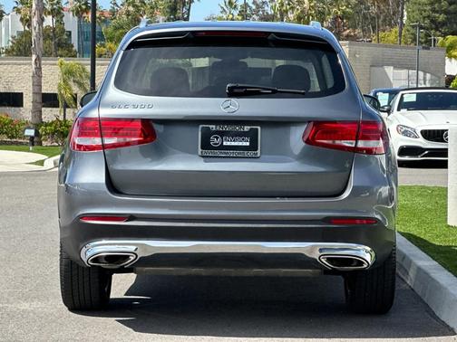 Selenite Gray Metallic 2016 Mercedes-Benz GLC-Class GLC 300