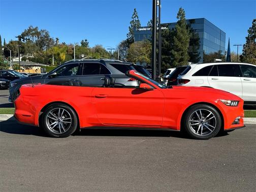 2016 Ford Mustang EcoBoost Premium