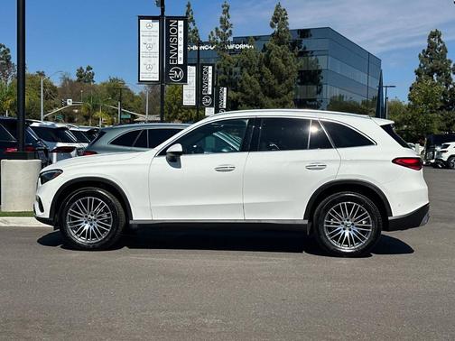 Polar White 2026 Mercedes-Benz GLC 300 Base 4MATIC