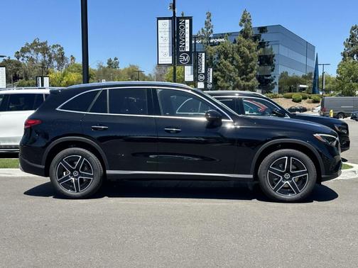Black 2026 Mercedes-Benz GLC 300 Base 4MATIC